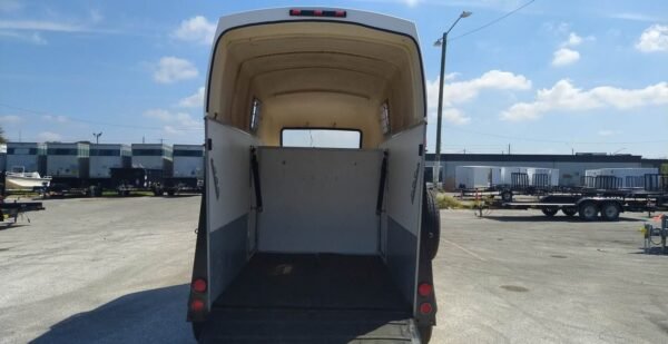 Horse Hauling Tandem Axle Trailer (Used) - Image 6