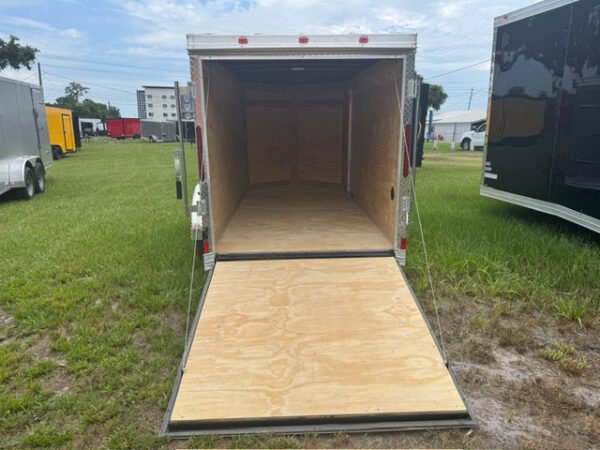 2025 5X10SA ENCLOSED CARDO TRAILER 60'' 8958 - Image 4