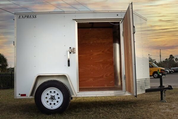 Small White Enclosed Trailer - Image 14