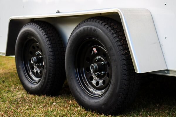 Big White Enclosed Trailer - Image 16
