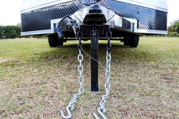 Big White Enclosed Trailer - Image 21