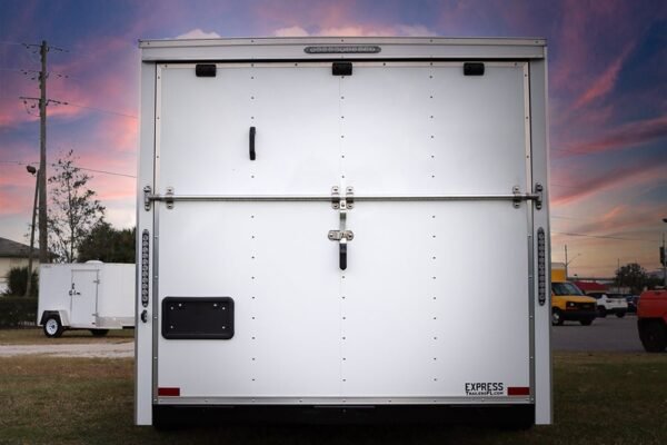 Big White Enclosed Trailer - Image 4