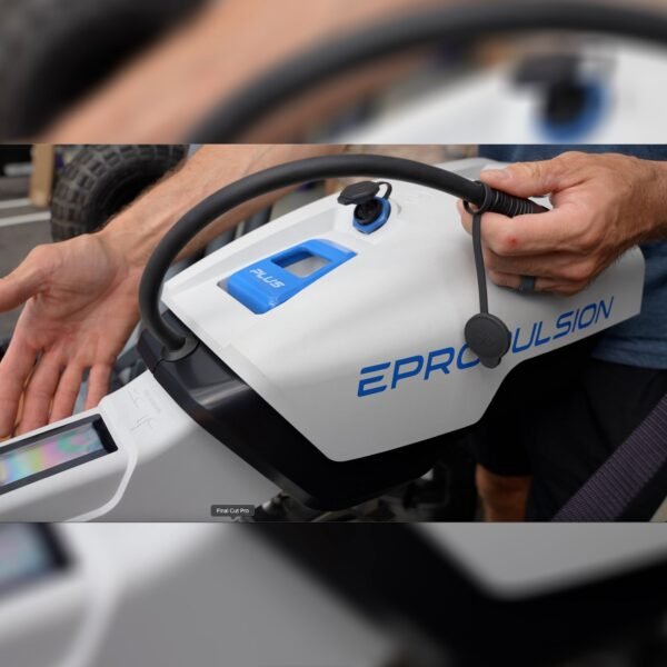 EPropulsion Spirit 1.0 Plus 3HP Electric Outboard Motor - Image 10