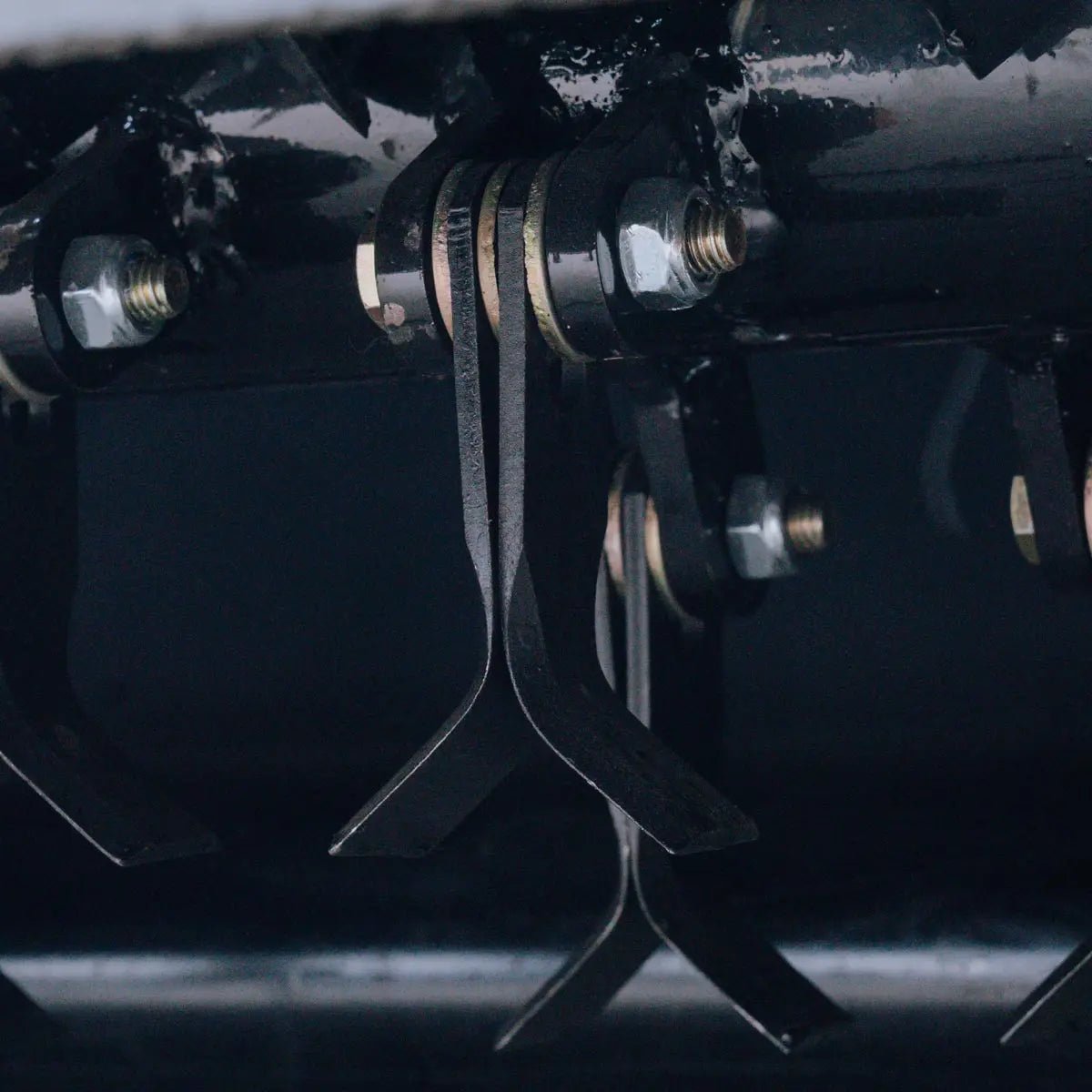 48" ATV Tow-Behind Offset Flail Mower, Briggs & Stratton 13.5 HP Engine, Adjustable Mowing Height, 15" Cut Capacity, TMG-AFM48 - Image 9