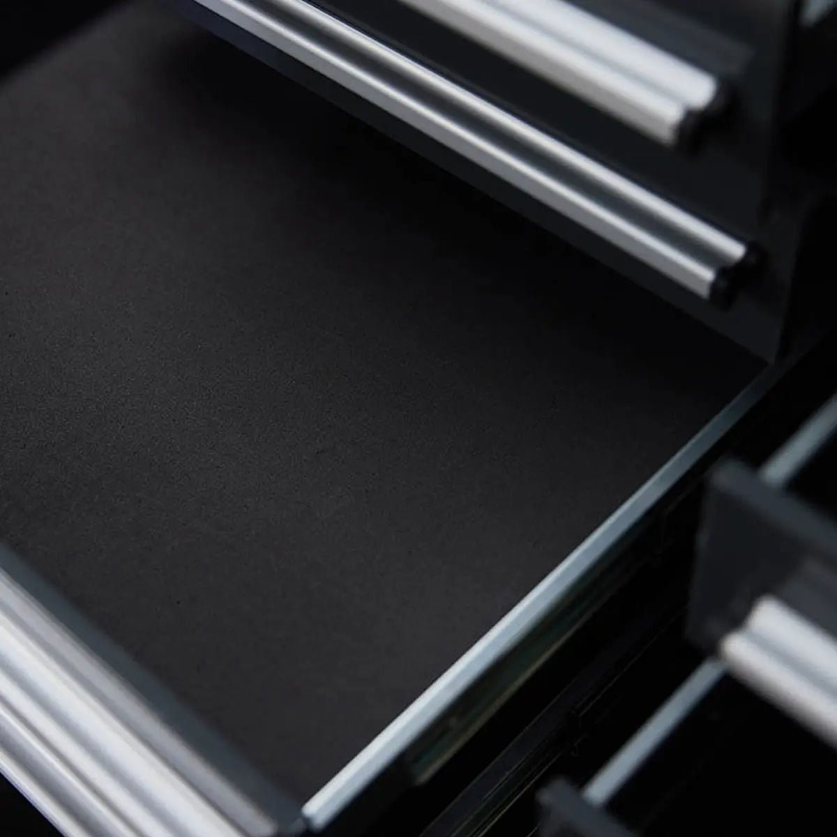 Pro Series 9-Ft 30-Drawer Workbench with Stainless Steel Top, Ball Bearing Double Slides & Casters, TMG-WB930 - Image 9