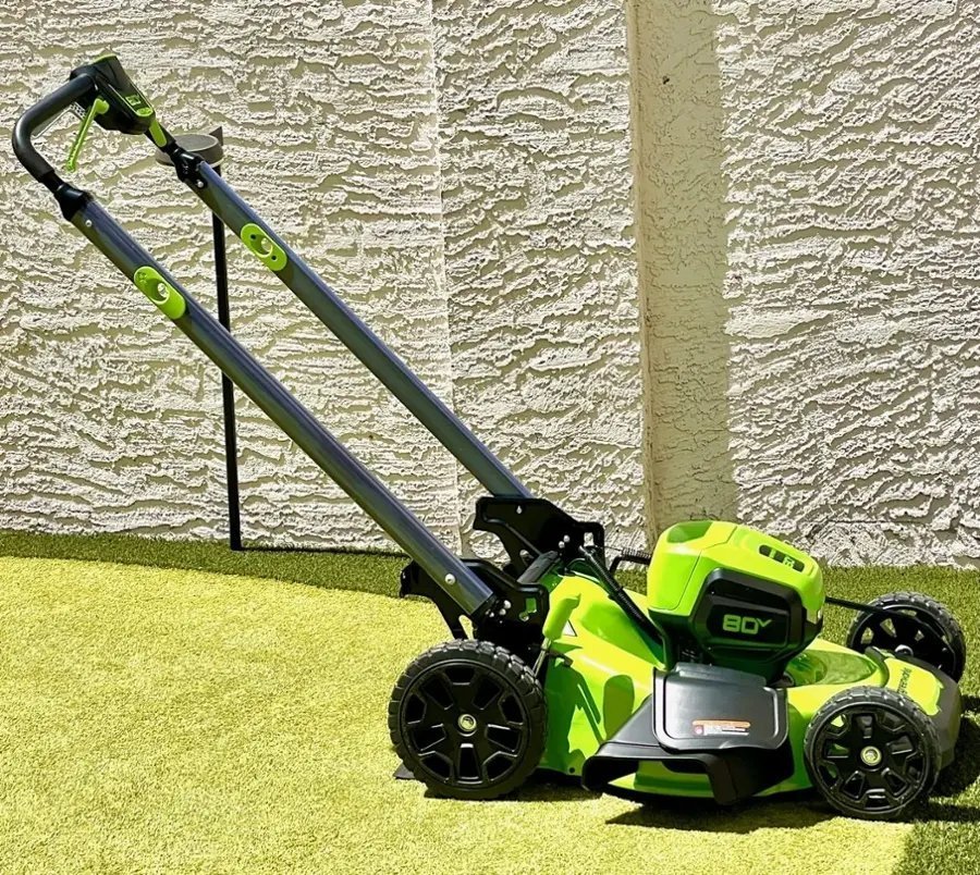 Greenworks 80V 21-Inch Self-Propelled Lawn Mower - Image 6