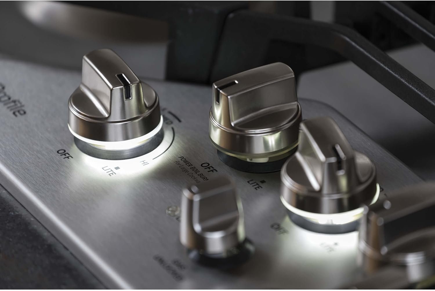 GE Profile Built-In Gas Cooktop PGP7036SLSS - Image 2