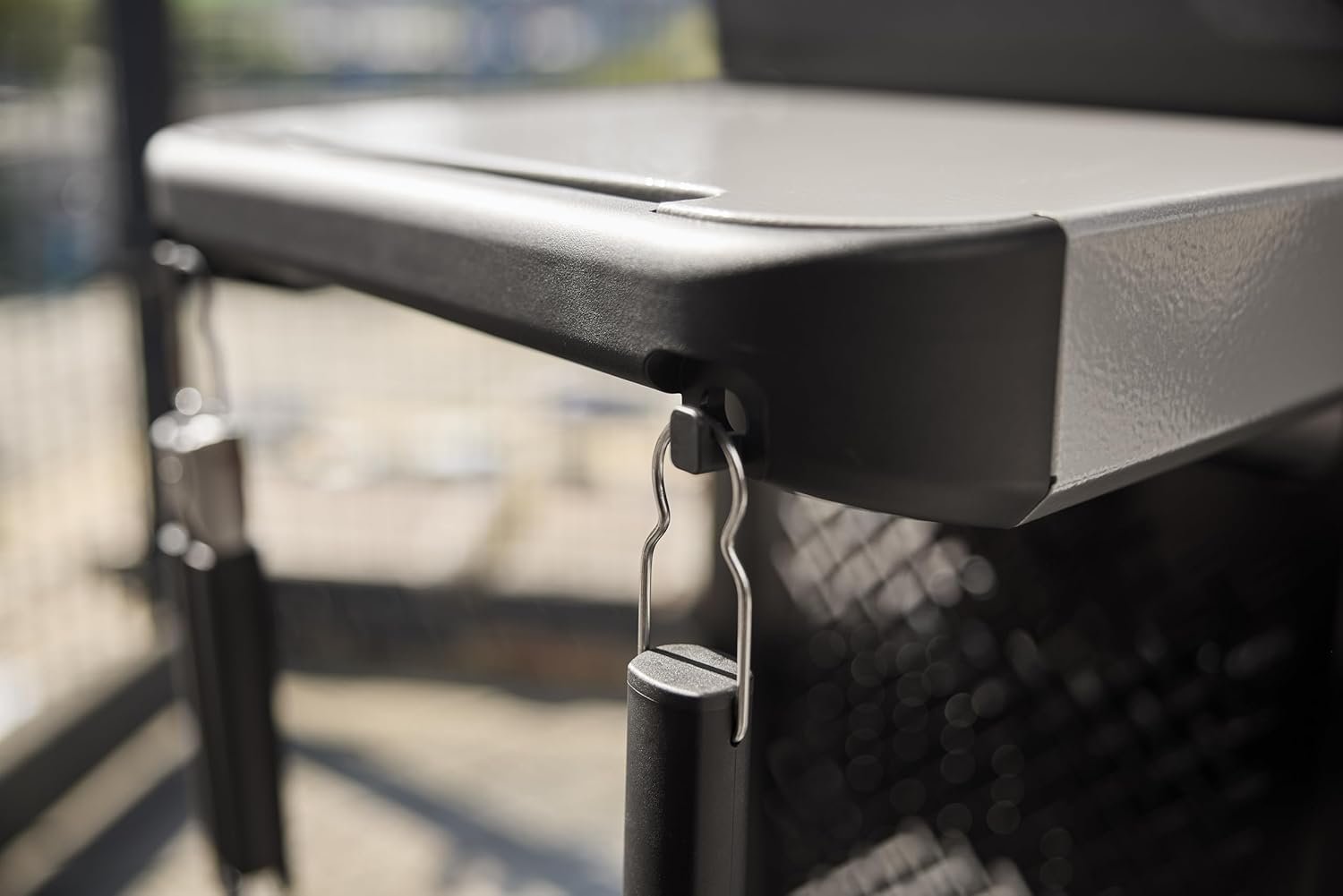 Weber SPIRIT 2-Burner Grill E-210 Liquid Propane Black - Image 9