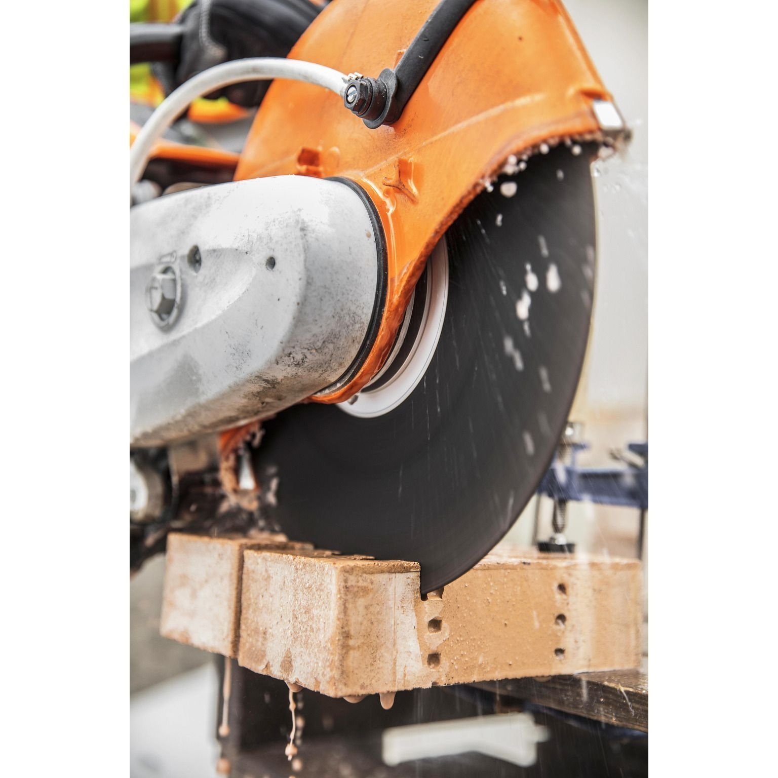 TS 410 STIHL 12″ Cutquik Saw - Image 2