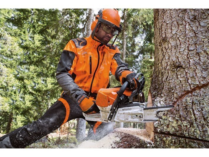 STIHL MS 462 C-M 28 72.2cc 28″ 13 Lbs Fuel-Efficient Gas-Powered M-Tronic C-M Chainsaw w/Bar & Chain - Image 8