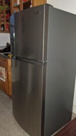 Frigidaire – 13.9 Cu. Ft. Top-Freezer Refrigerator – Brushed Steel - Image 5