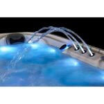 76 – Jet Acrylic Square Hot Tub with Ozonator - Image 2