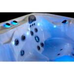 76 – Jet Acrylic Square Hot Tub with Ozonator - Image 3