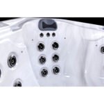 76 – Jet Acrylic Square Hot Tub with Ozonator - Image 5