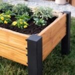 Raised planter 100% authentic teak wood - Image 3