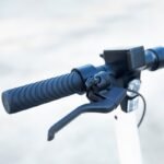 AnyHill UM-1 36V/7.5Ah 350W Folding Electric Scooter - Image 7